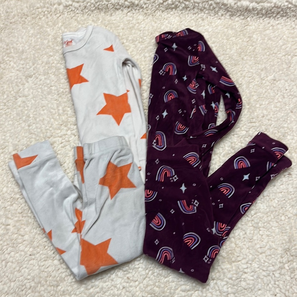 Girls Cat & Jack cozy two piece pajamas, 6, lot of 2
